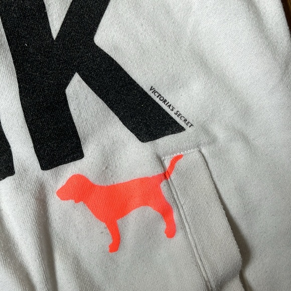 PINK Victoria’s Secret Logo Quarter-zip Pullover Sweater - White - Picture 7 of 9